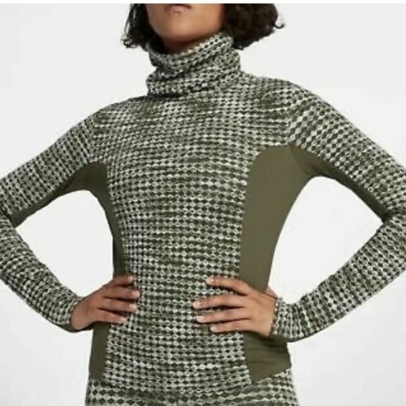 Nike Pro HyperWarm Training Long Sleeve Turtleneck Top Olive Womens Size Small - Picture 1 of 7